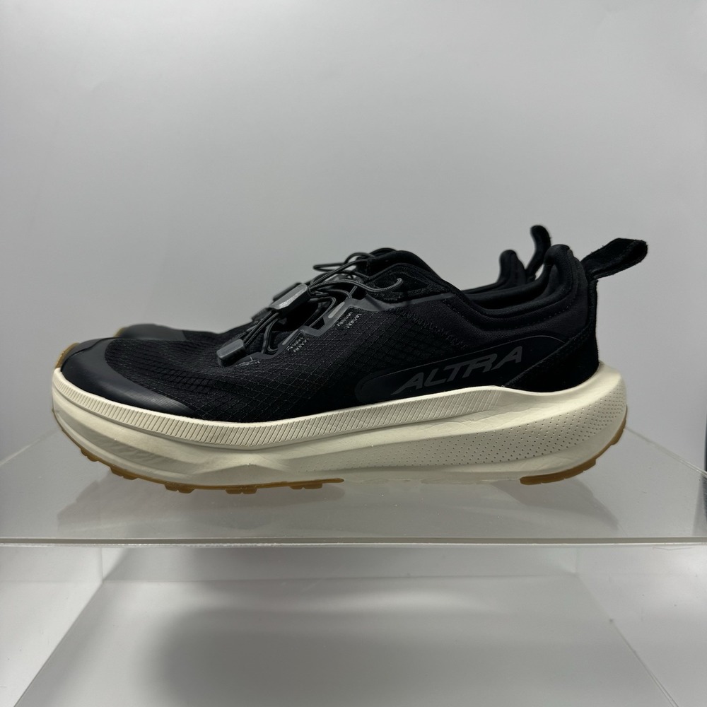 Brand New Altra Voyager Black Gum AL0A85TV010 Trail Women's Size 8.5 SAMPLE